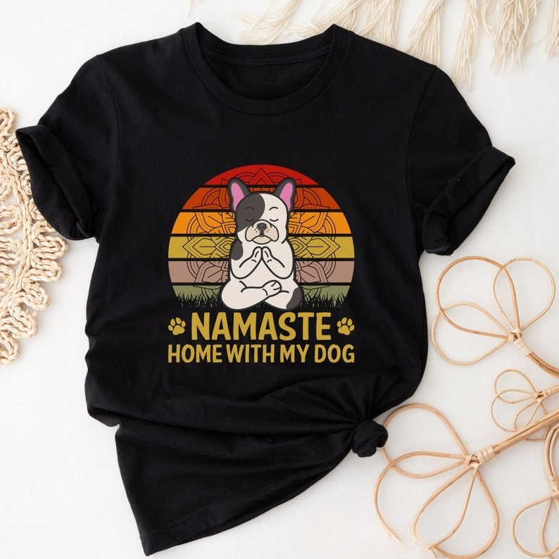 Pilates Yoga Instructor - Bonito dos desenhos animados cão namaste